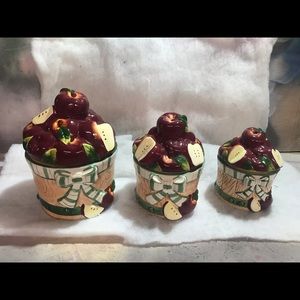 3 pc Apple Barrel Canister set. SOOO CUTE